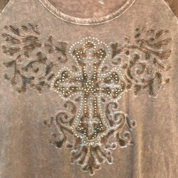 Top - Picture 2 of 3